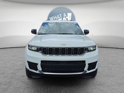 2026 Jeep Grand Cherokee Laredo