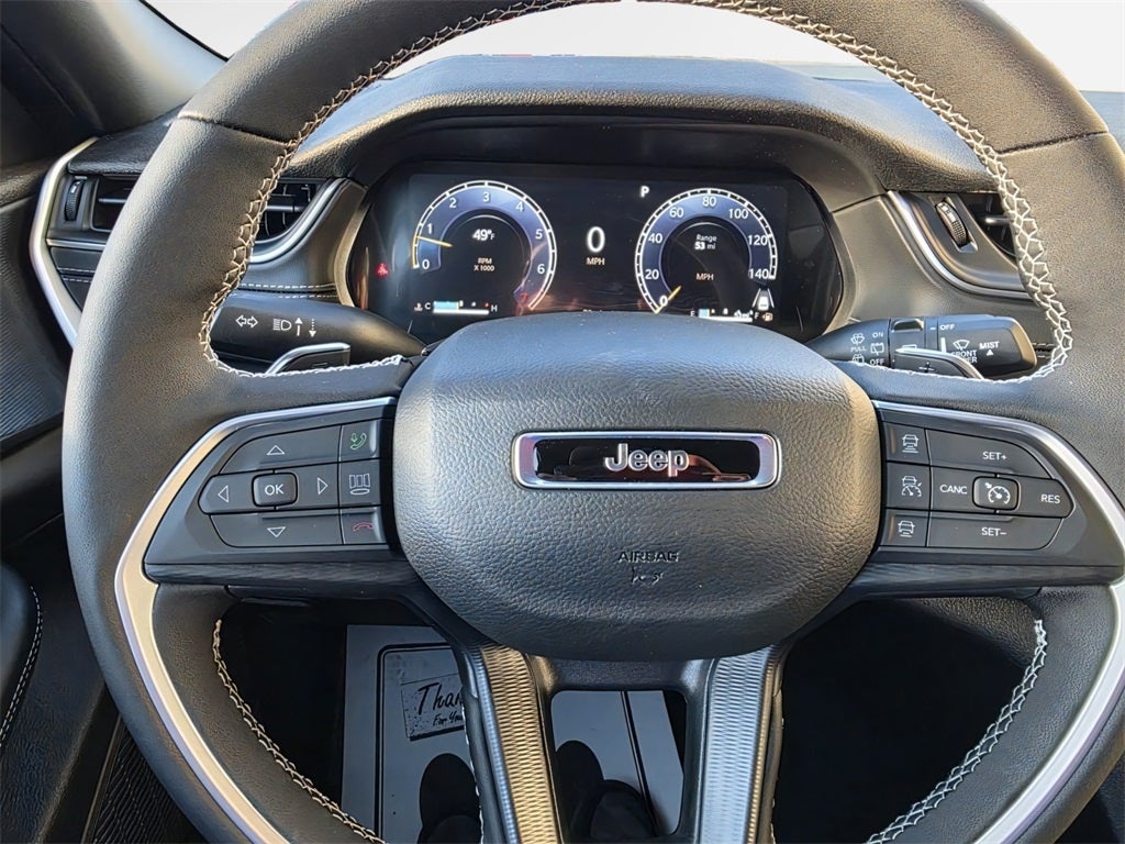 2025 Jeep Grand Cherokee Laredo