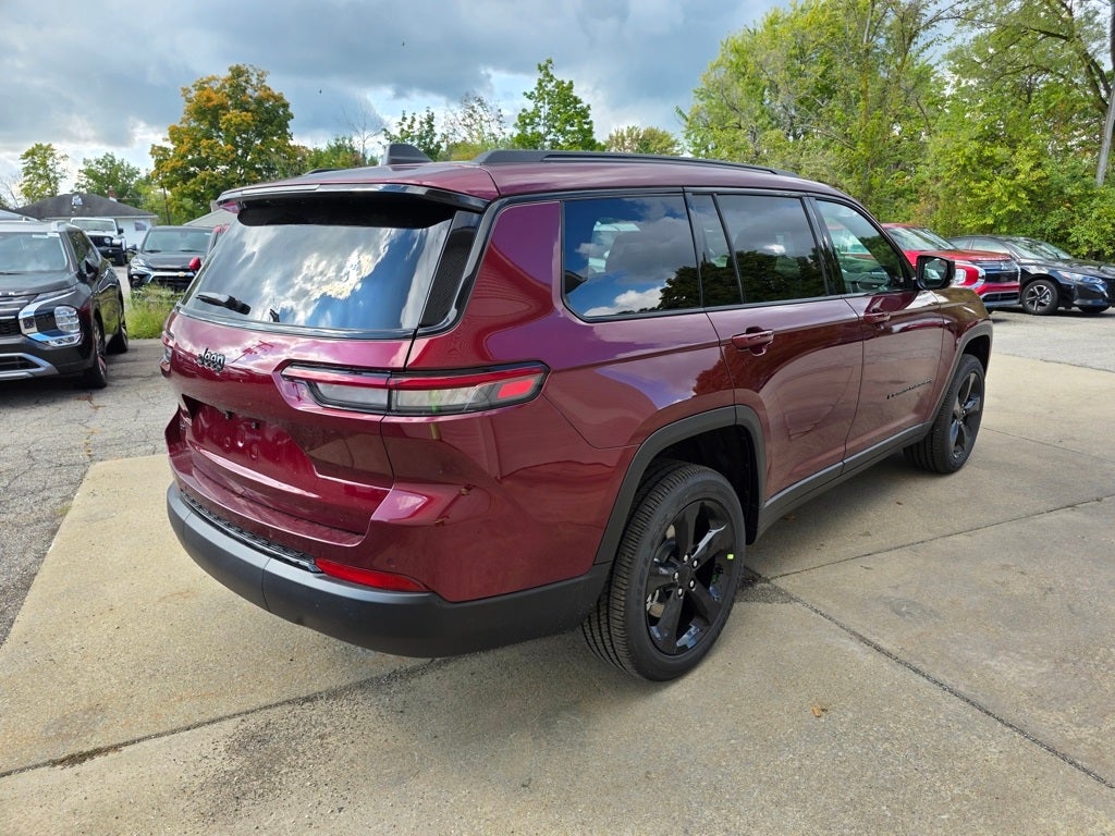 2025 Jeep Grand Cherokee Altitude