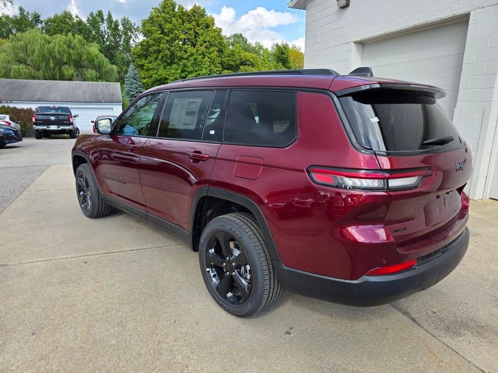 2025 Jeep Grand Cherokee Altitude