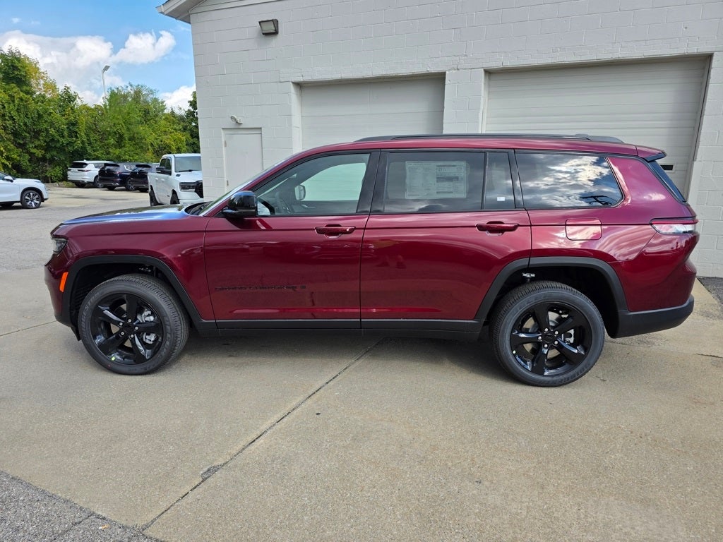 2025 Jeep Grand Cherokee Altitude