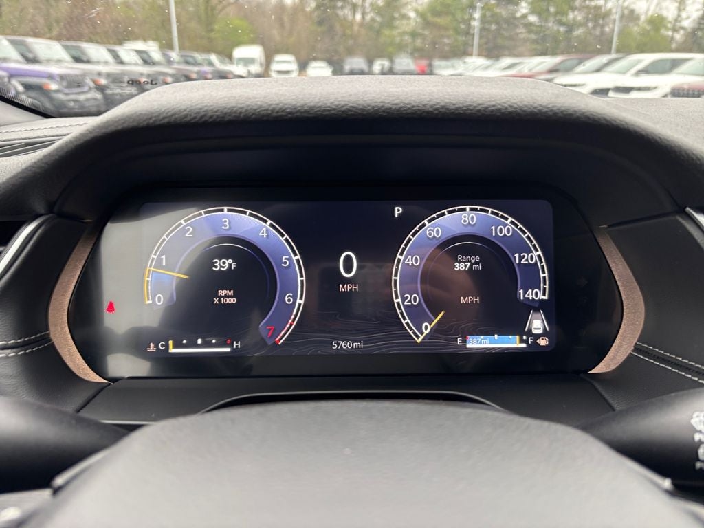 2025 Jeep Grand Cherokee Laredo