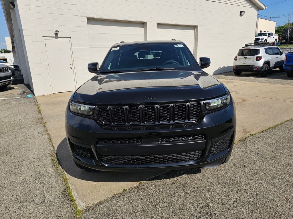 2025 Jeep Grand Cherokee Altitude