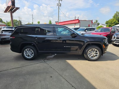 2025 Jeep Grand Cherokee Laredo