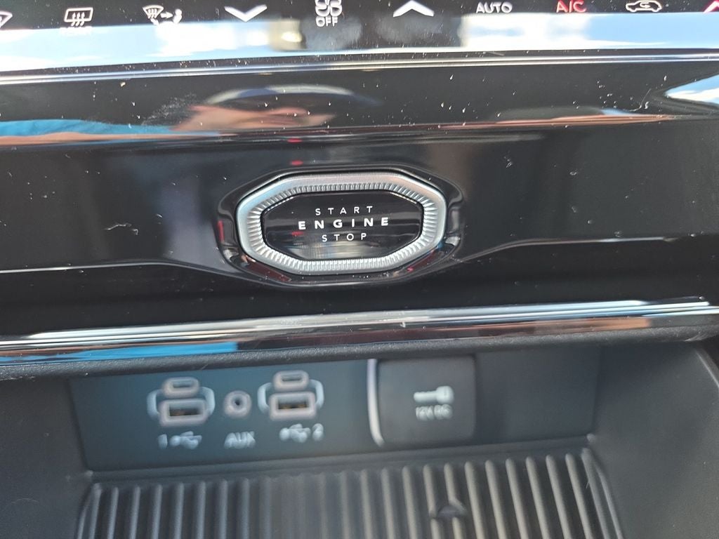 2026 Jeep Grand Cherokee Altitude