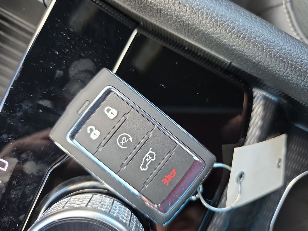 2026 Jeep Grand Cherokee Altitude