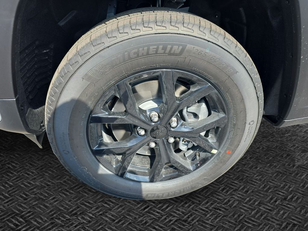 2026 Jeep Grand Cherokee Laredo