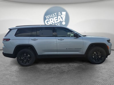 2026 Jeep Grand Cherokee Laredo
