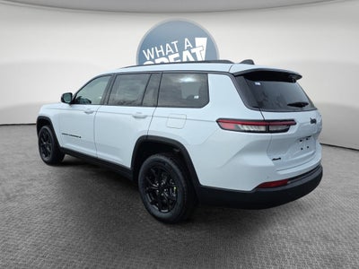 2026 Jeep Grand Cherokee Laredo