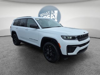 2026 Jeep Grand Cherokee Laredo