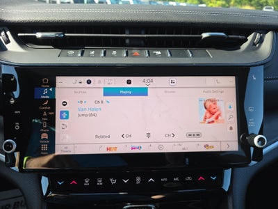 2027 Jeep Grand Cherokee Laredo Altitude