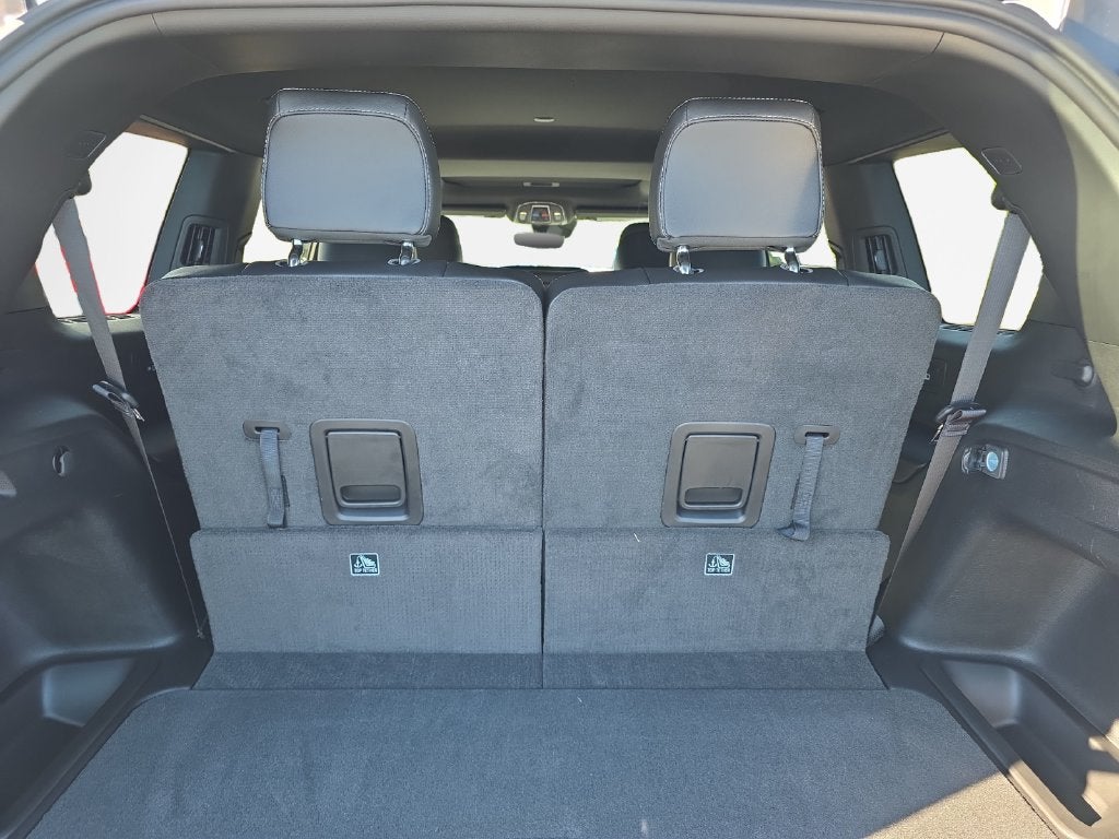 2027 Jeep Grand Cherokee Laredo Altitude
