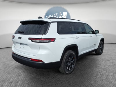 2027 Jeep Grand Cherokee Laredo Altitude