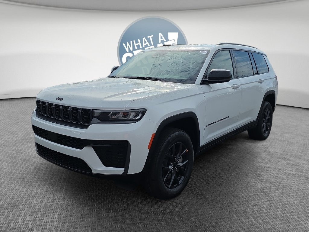 2027 Jeep Grand Cherokee Laredo Altitude