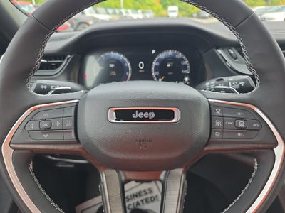 2027 Jeep Grand Cherokee Laredo Altitude