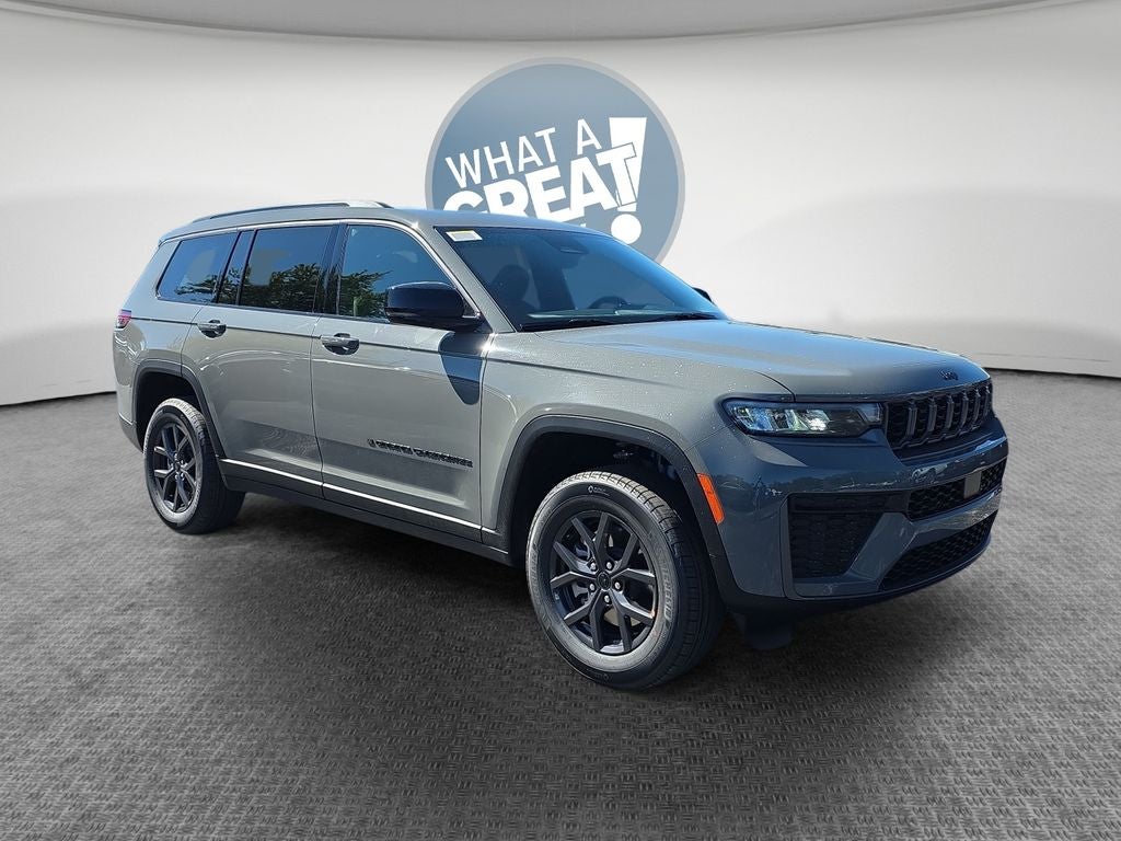 2027 Jeep Grand Cherokee Laredo Altitude