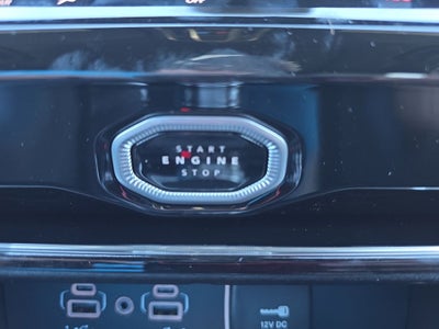 2027 Jeep Grand Cherokee Laredo Altitude