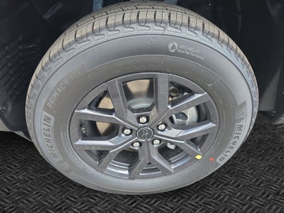 2027 Jeep Grand Cherokee Laredo Altitude