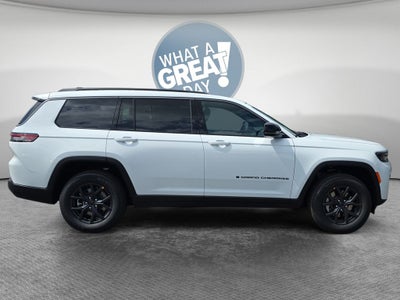 2027 Jeep Grand Cherokee L Laredo Altitude