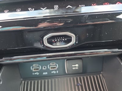 2027 Jeep Grand Cherokee Laredo Altitude