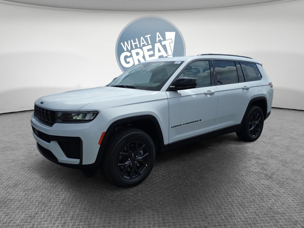 2027 Jeep Grand Cherokee L Laredo Altitude