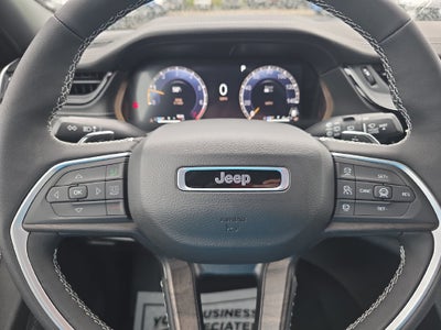 2027 Jeep Grand Cherokee Laredo Altitude