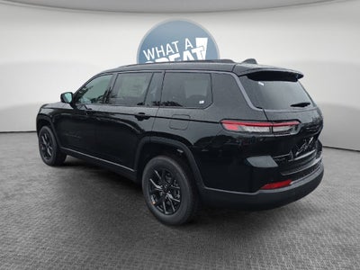 2027 Jeep Grand Cherokee Laredo Altitude