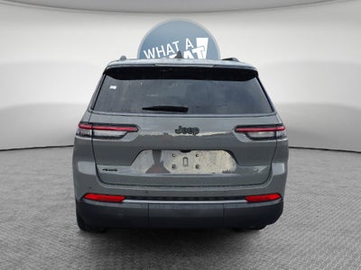 2027 Jeep Grand Cherokee Laredo Altitude