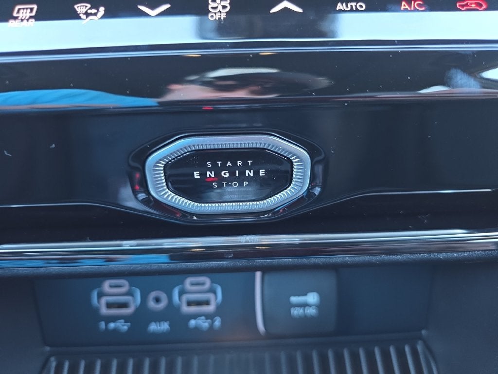 2026 Jeep Grand Cherokee Base