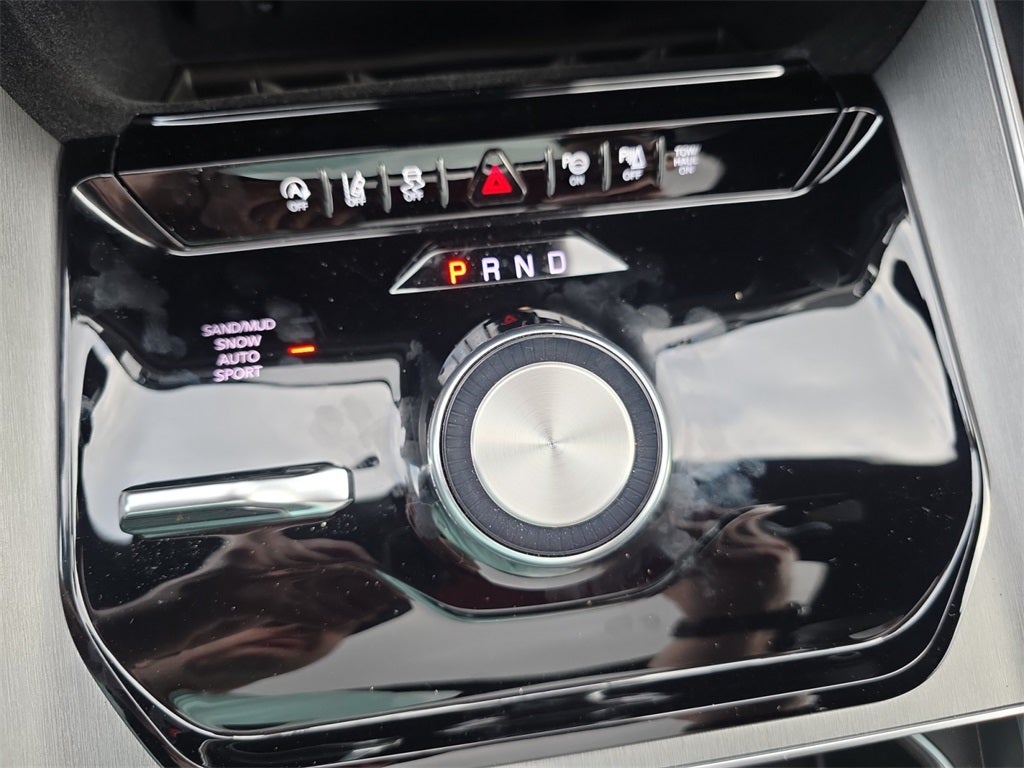 2026 Jeep Grand Wagoneer Base