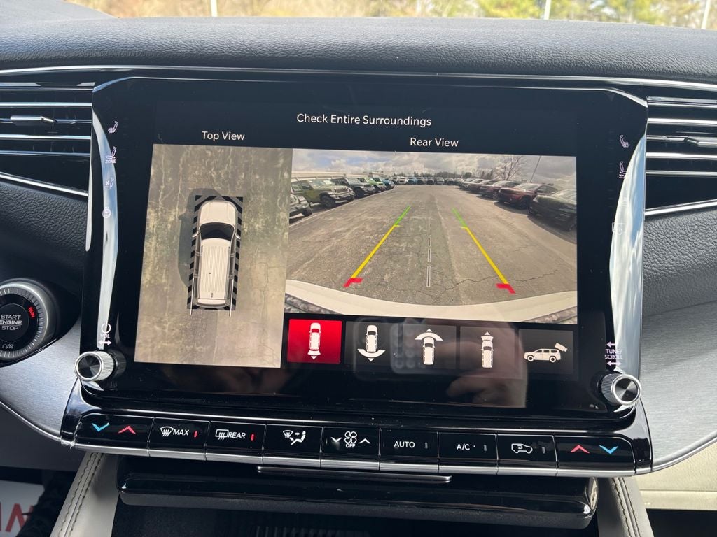 2026 Jeep Grand Wagoneer Base