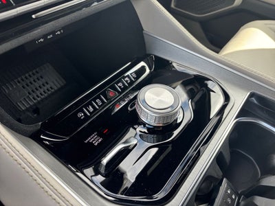 2026 Jeep Grand Wagoneer Base