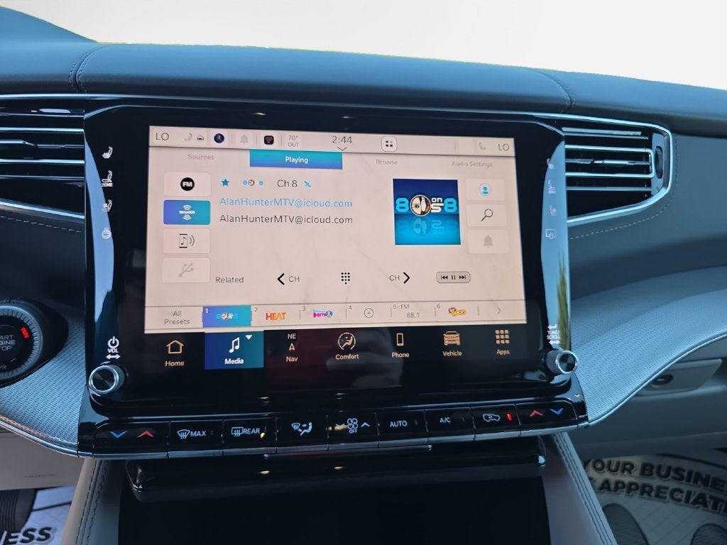 2027 Jeep Grand Wagoneer Base