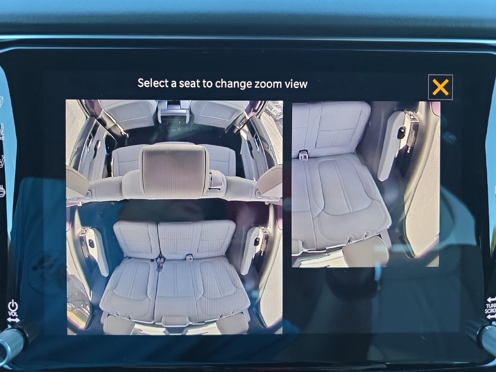 2027 Jeep Grand Wagoneer Base