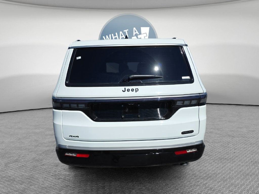 2027 Jeep Grand Wagoneer Base