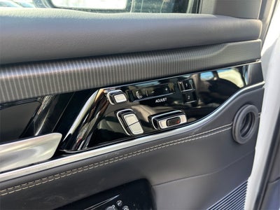 2026 Jeep Grand Wagoneer Summit