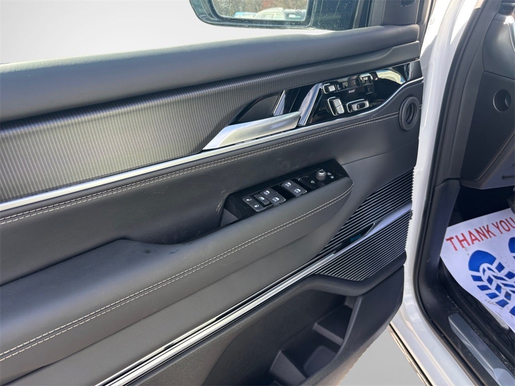 2026 Jeep Grand Wagoneer Summit