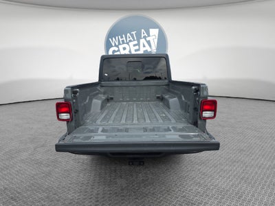 2022 Jeep Gladiator Sport