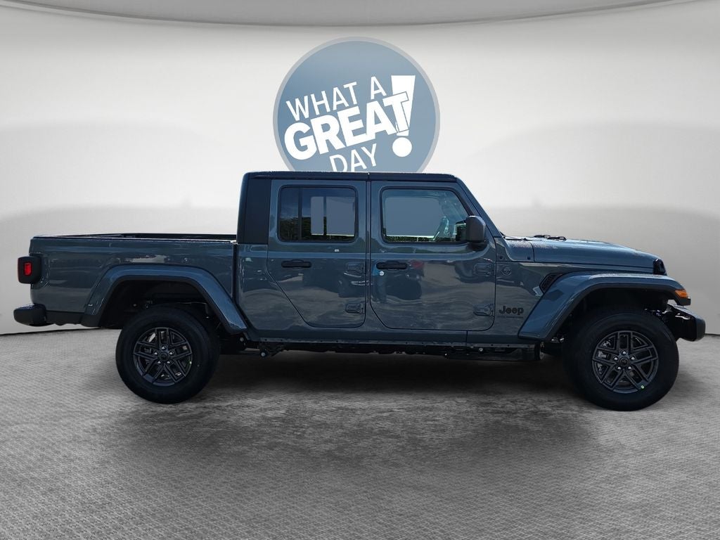 2026 Jeep Gladiator Sport S