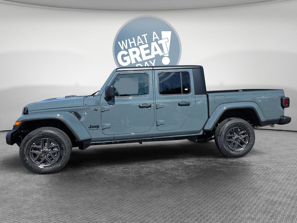 2026 Jeep Gladiator Sport S