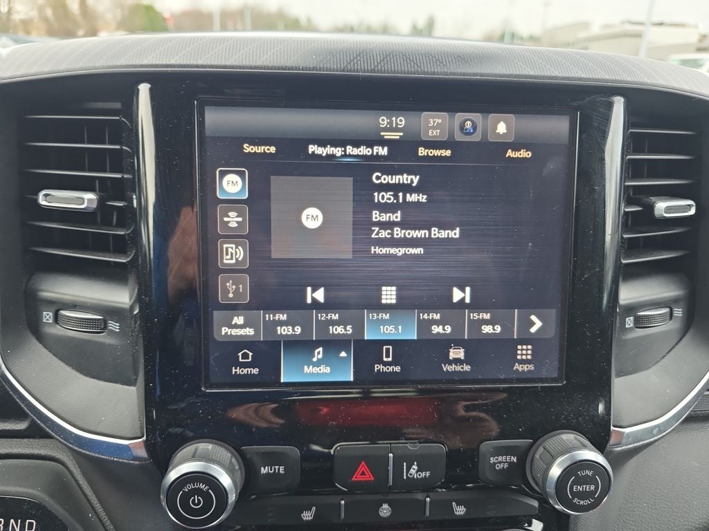 2025 RAM 1500 Big Horn/Lone Star