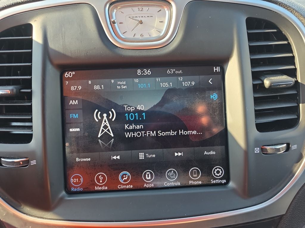 2018 Chrysler 300 Limited