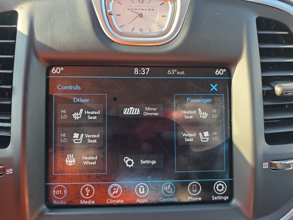 2018 Chrysler 300 Limited