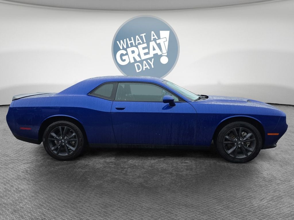 2022 Dodge Challenger SXT