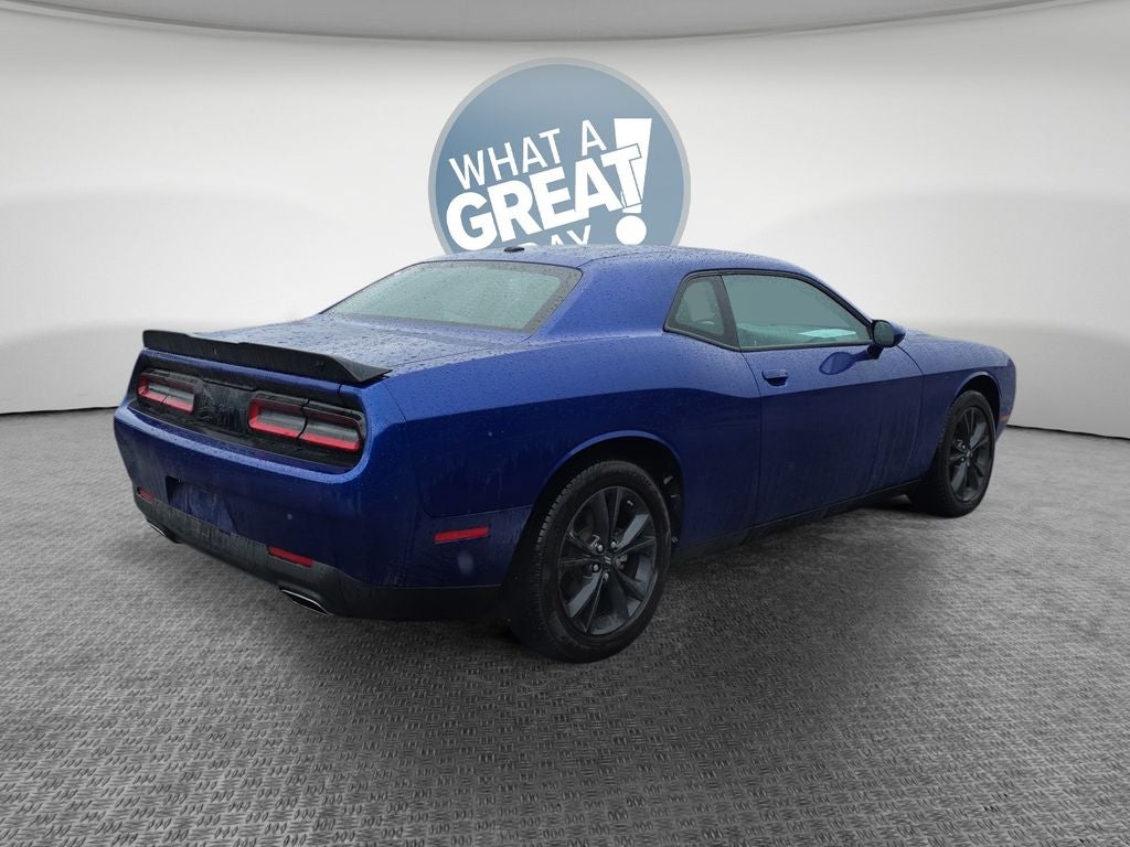 2022 Dodge Challenger SXT