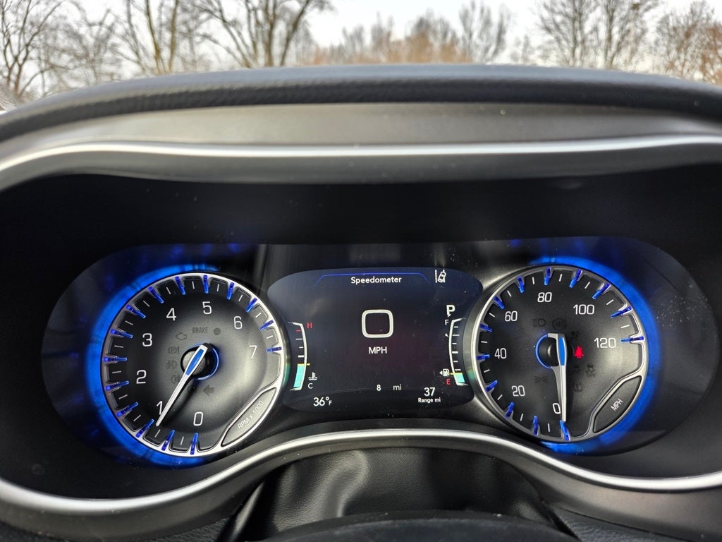 2026 Chrysler Pacifica Select