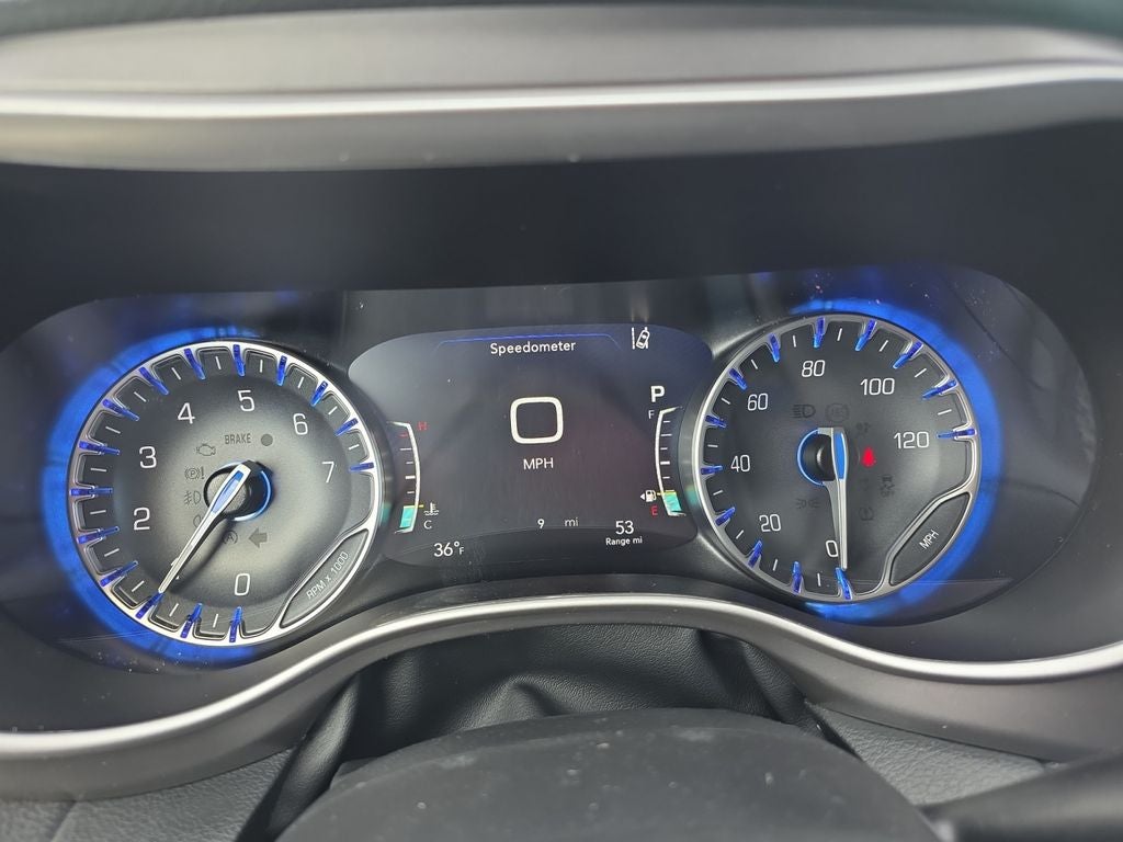 2026 Chrysler Pacifica Select