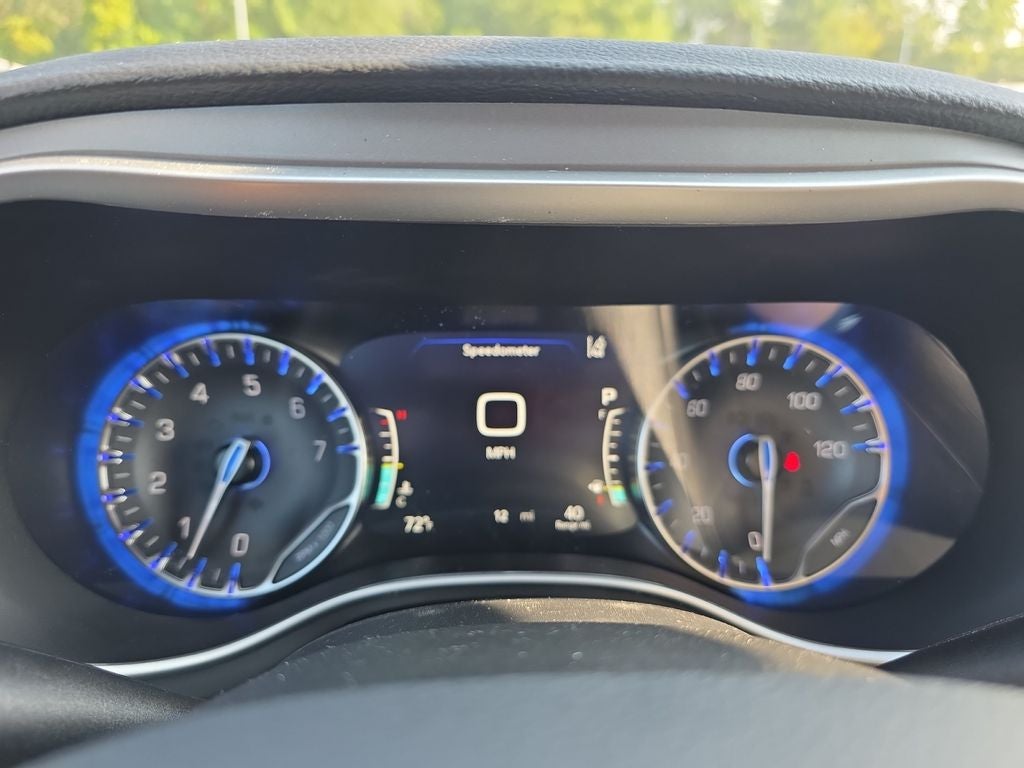 2027 Chrysler Pacifica Select