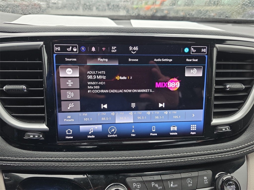 2022 Chrysler Pacifica Touring L