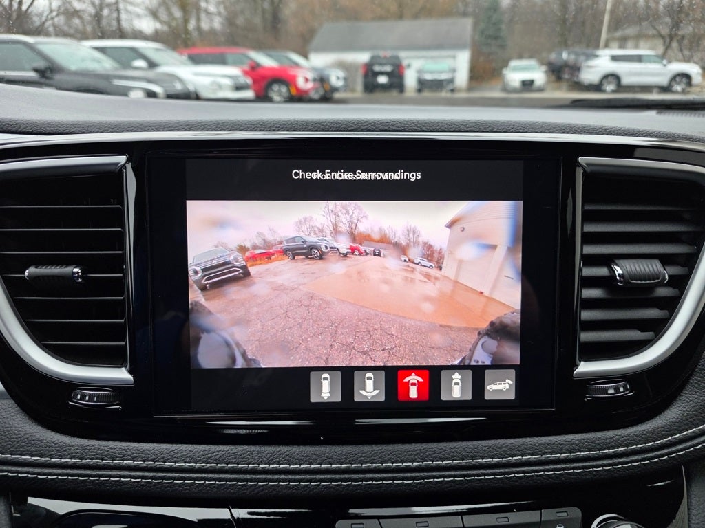 2026 Chrysler Pacifica Limited